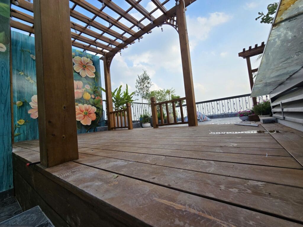 báo giá sàn gỗ ngoài trời làm gian lam